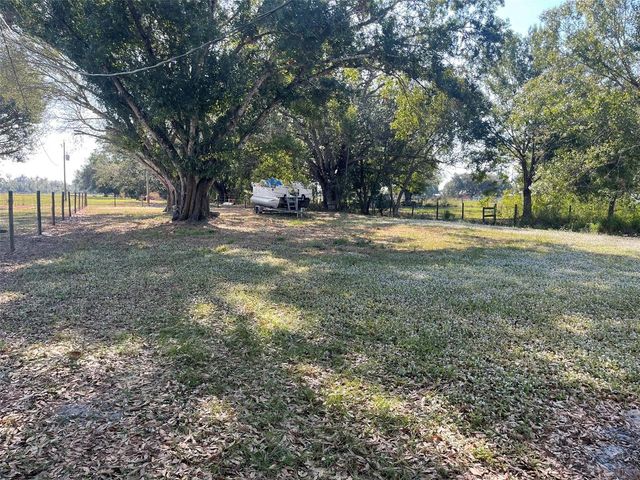 2089 SE AIRPORT ESTATES STREET, Arcadia, FL 34266