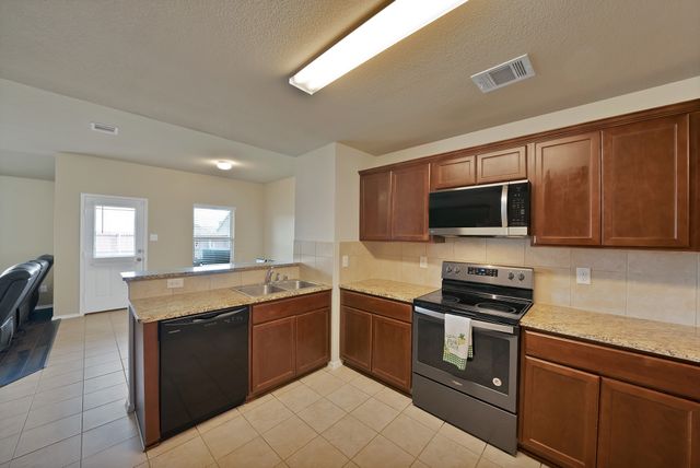 2916 Balleywood Drive, Seagoville, TX 75159