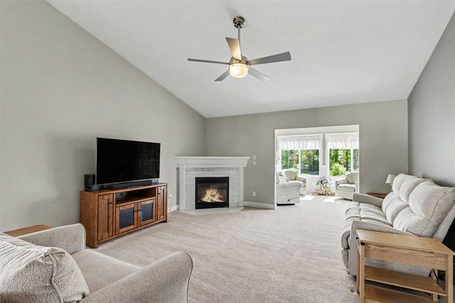 1257 S Village Circle, Kalamazoo, MI 49009