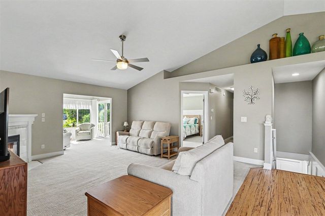 1257 S Village Circle, Kalamazoo, MI 49009