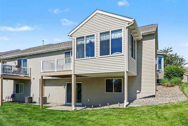 1257 S Village Circle, Kalamazoo, MI 49009