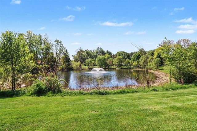 1257 S Village Circle, Kalamazoo, MI 49009