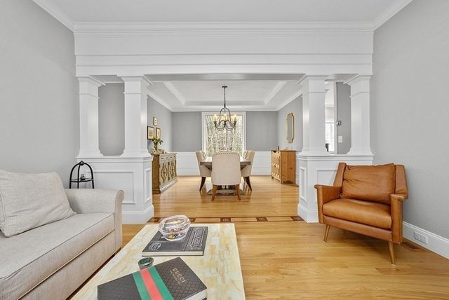 20 Hunters Ridge Way, Hopkinton, MA 01748