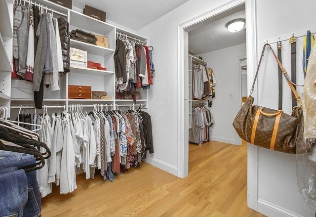 20 Hunters Ridge Way, Hopkinton, MA 01748