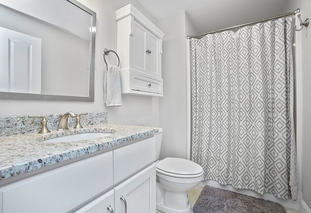 20 Hunters Ridge Way, Hopkinton, MA 01748