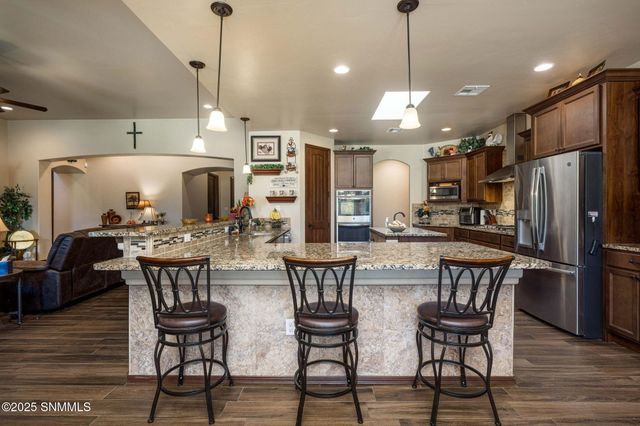 8354 Rancho Vista Loop, La Mesa, NM 88044