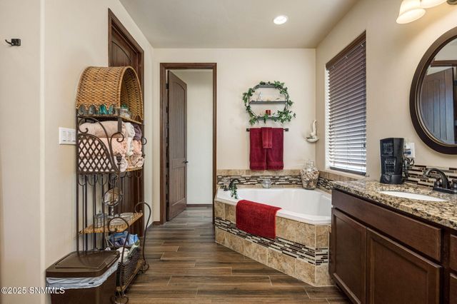 8354 Rancho Vista Loop, La Mesa, NM 88044