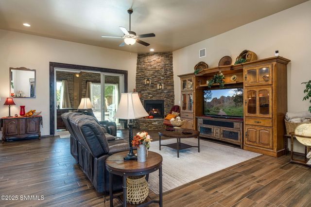 8354 Rancho Vista Loop, La Mesa, NM 88044