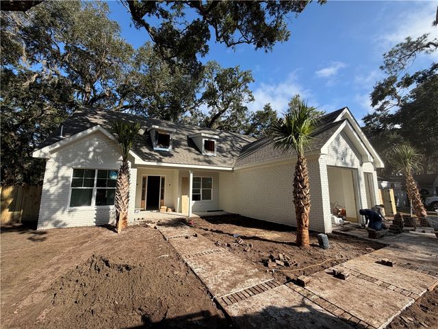 214 Hermitage Way, St Simons Island, GA 31522