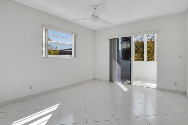 567 Normandy L Lane 567, Delray Beach, FL 33484