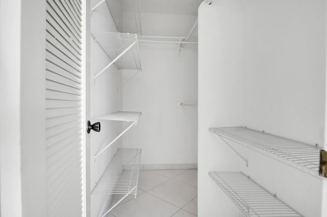 567 Normandy L Lane 567, Delray Beach, FL 33484