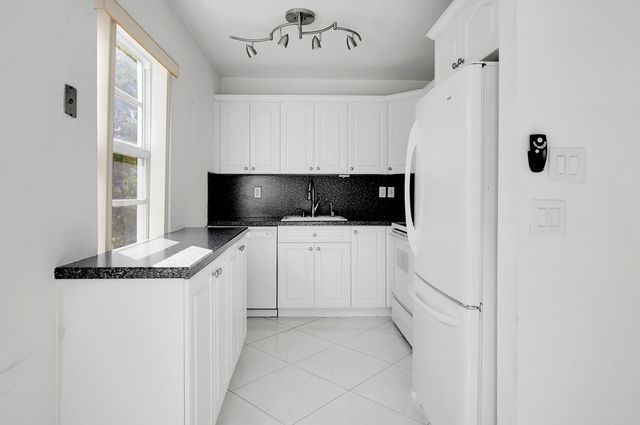 567 Normandy L Lane 567, Delray Beach, FL 33484