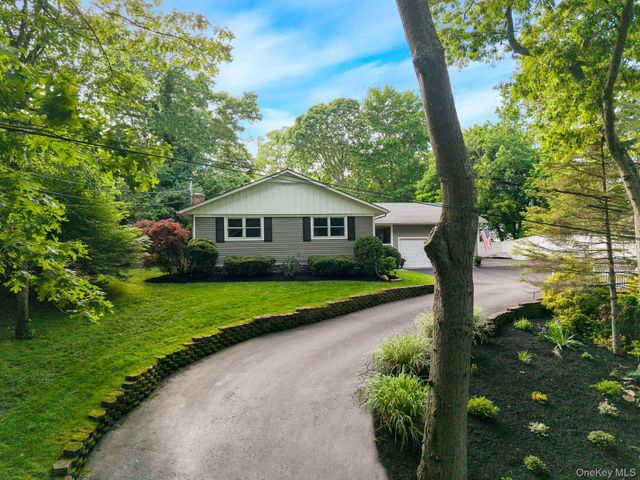 30 Ferndale Avenue, Miller Place, NY 11764