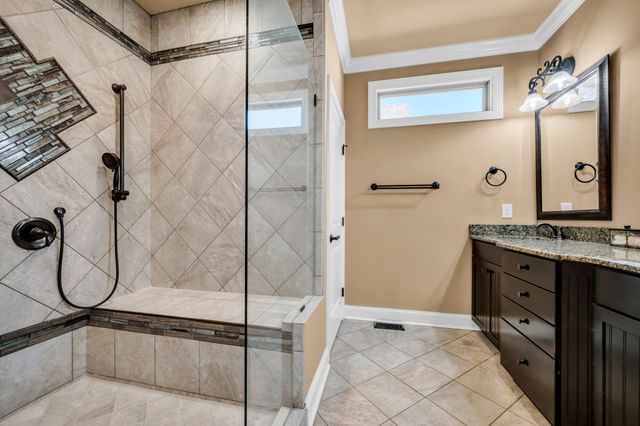 533 Summit View Cir, Clarksville, TN 37043