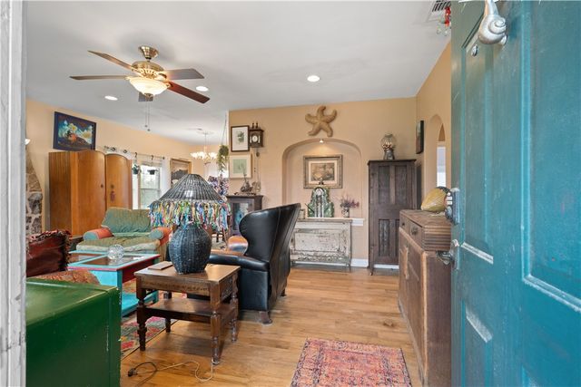 444 Wheeler Ave, Aransas Pass, TX 78336