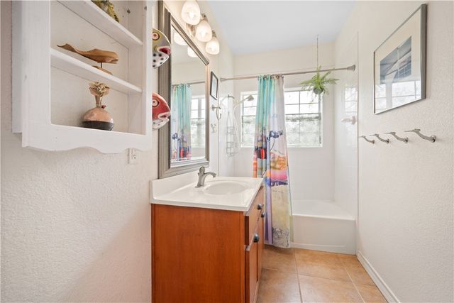 444 Wheeler Ave, Aransas Pass, TX 78336