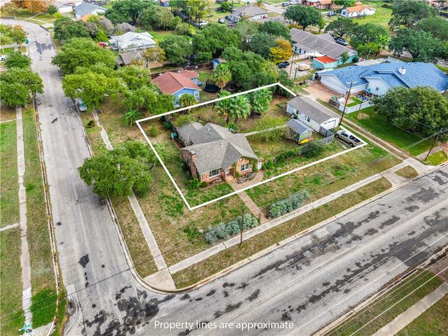 444 Wheeler Ave, Aransas Pass, TX 78336
