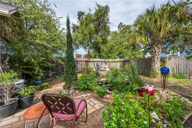 444 Wheeler Ave, Aransas Pass, TX 78336