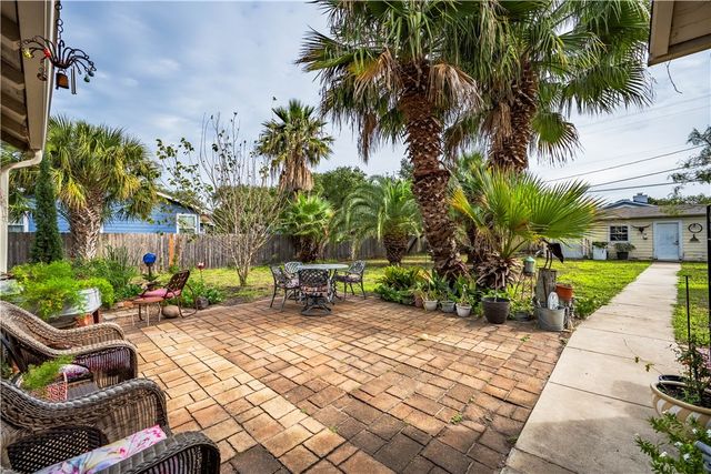 444 Wheeler Ave, Aransas Pass, TX 78336