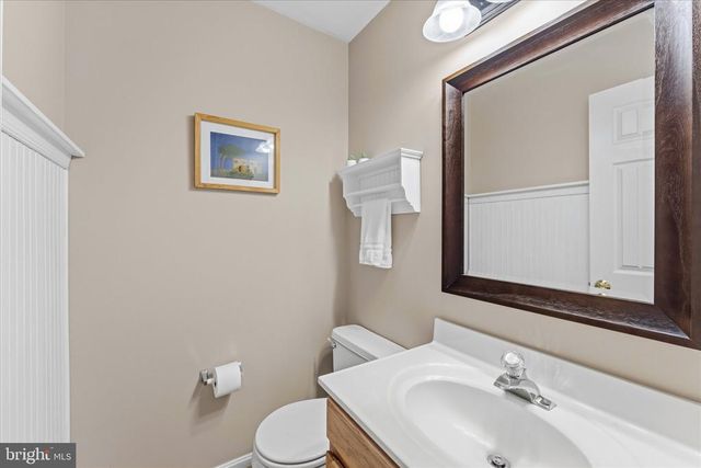 2319 WILDWOOD CIR, Amissville, VA 20106