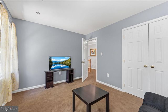 2319 WILDWOOD CIR, Amissville, VA 20106