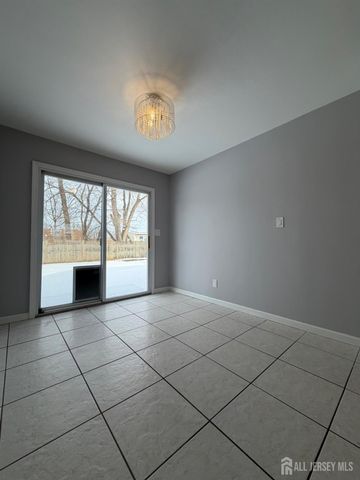 39 Birch Terrace, Sayreville, NJ 08859