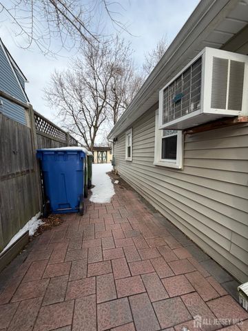 39 Birch Terrace, Sayreville, NJ 08859