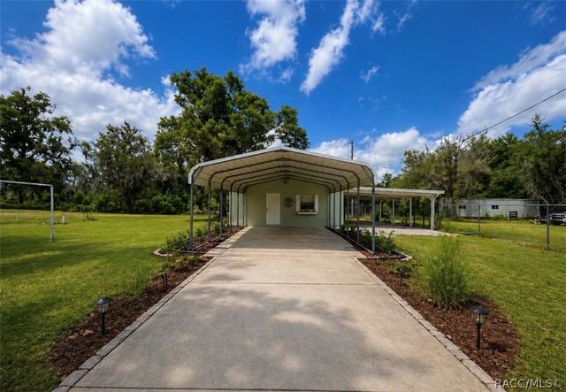 6873 W RICH Street, Crystal River, FL 34428