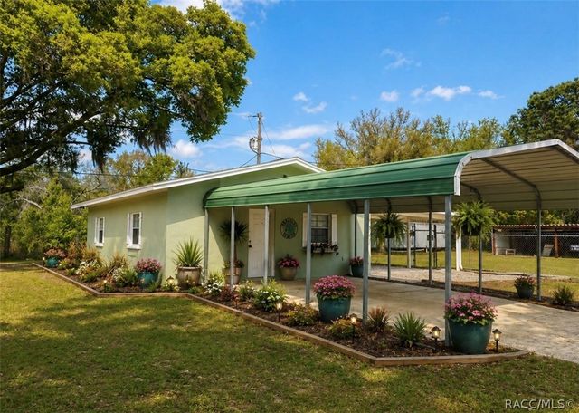 6873 W RICH Street, Crystal River, FL 34428