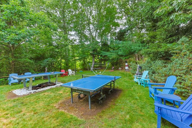 10 Lawton Lane, West Barnstable, MA 02668