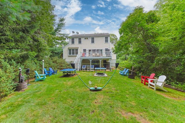 10 Lawton Lane, West Barnstable, MA 02668