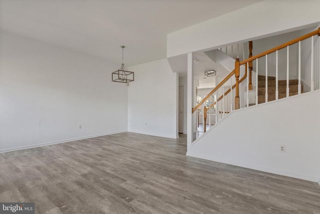 7813 FLAGER CIR, Manassas, VA 20109