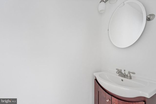 7813 FLAGER CIR, Manassas, VA 20109