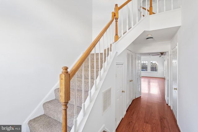 7813 FLAGER CIR, Manassas, VA 20109