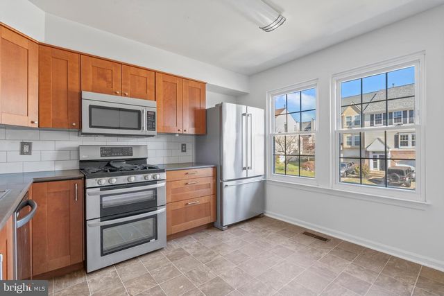 7813 FLAGER CIR, Manassas, VA 20109