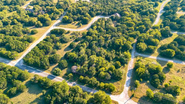 40031 Brentwood Court, Whitney, TX 76692