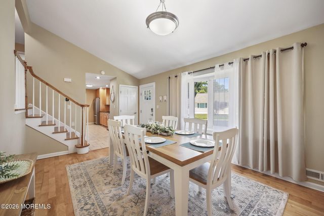 10 Rosemary Drive, Hazlet, NJ 07730