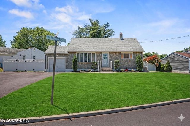10 Rosemary Drive, Hazlet, NJ 07730