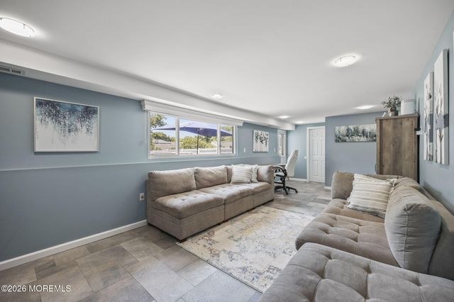 10 Rosemary Drive, Hazlet, NJ 07730
