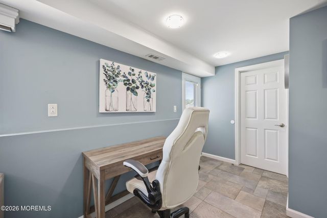 10 Rosemary Drive, Hazlet, NJ 07730