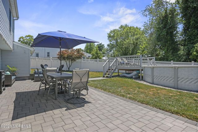 10 Rosemary Drive, Hazlet, NJ 07730