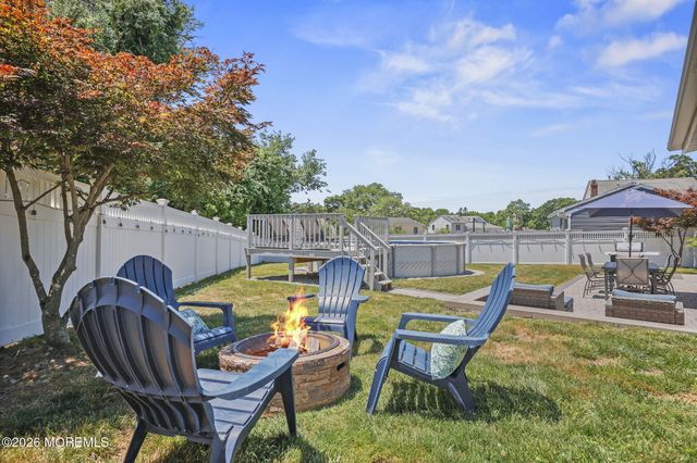 10 Rosemary Drive, Hazlet, NJ 07730