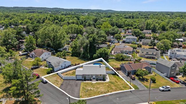 10 Rosemary Drive, Hazlet, NJ 07730