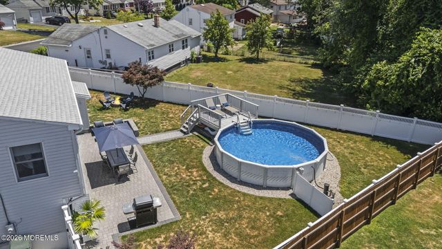10 Rosemary Drive, Hazlet, NJ 07730