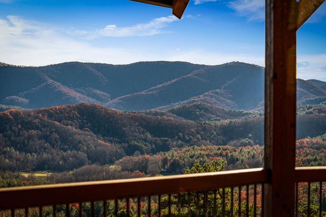 400 Cloudland Trace, Epworth, GA 30541