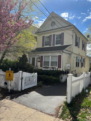 40 South Bayles Avenue Upper, Port Washington, NY 11050