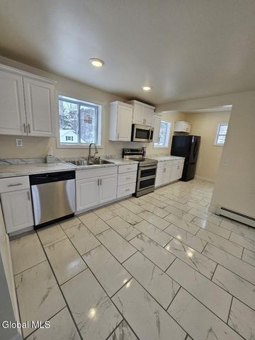 53 Cummings Street, Hoosick Falls, NY 12090