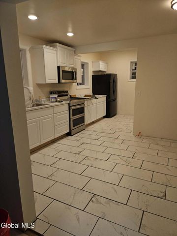 53 Cummings Street, Hoosick Falls, NY 12090