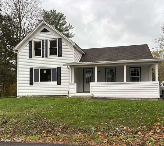 53 Cummings Street, Hoosick Falls, NY 12090