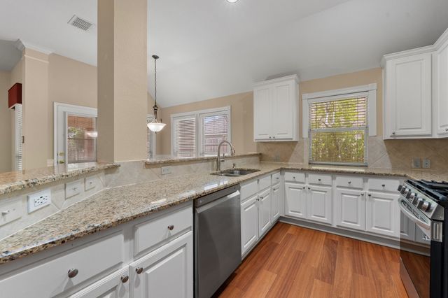 8512 Rock Creek Drive, Fort Worth, TX 76123